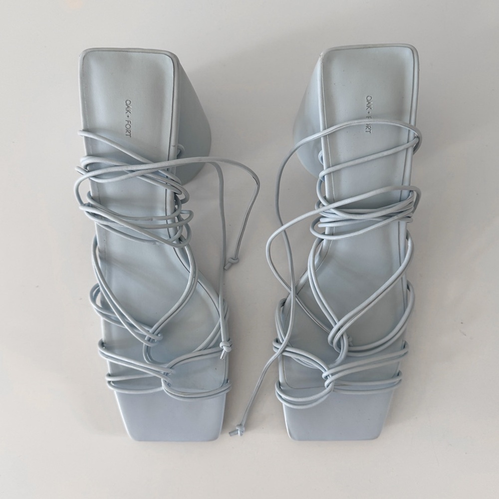 OAK + FORT • Strappy Thick Heel Sandal in Light Blue - Picture 5 of 16